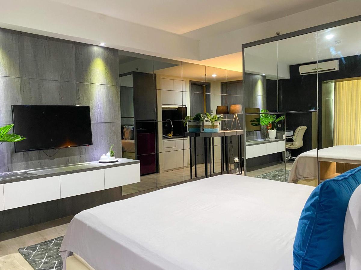 Lavenderbnb Room 8 At Mataram City 요그야카르타 외부 사진